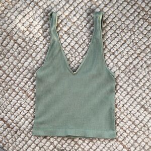 V neck Crop Tank
